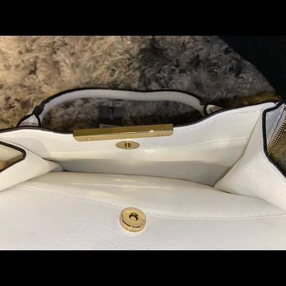 Mossimo White Purse - Picture 4 of 6
